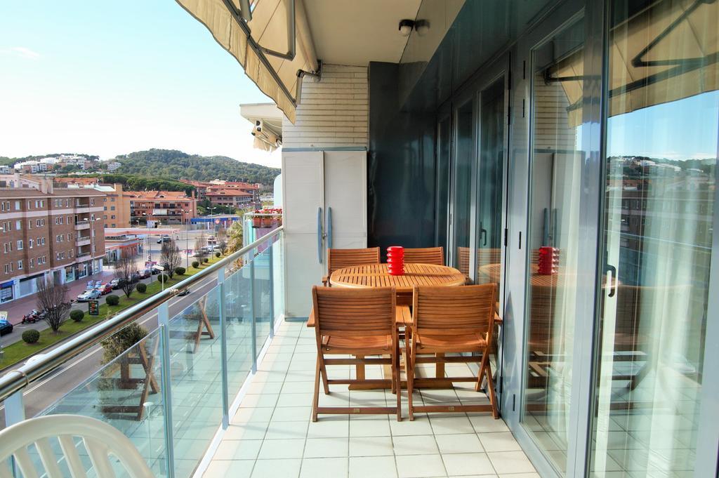 Apartamento Ainara Garden Family Apartman Lloret de Mar Kültér fotó