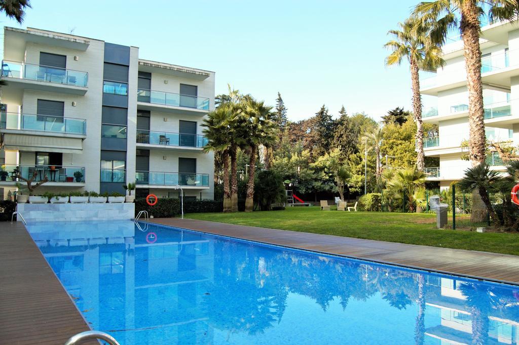 Apartamento Ainara Garden Family Apartman Lloret de Mar Kültér fotó