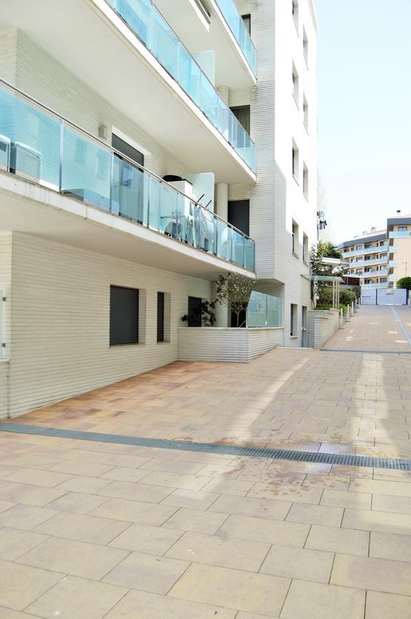 Apartamento Ainara Garden Family Apartman Lloret de Mar Kültér fotó